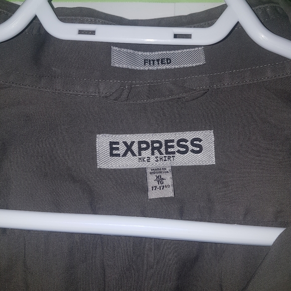 👔 EXPRESS M2K DARK GREY MENS FITTED DOUBLE POCKET LONG SLEEVE DRESS SHIRT 👔 - Picture 3 of 3